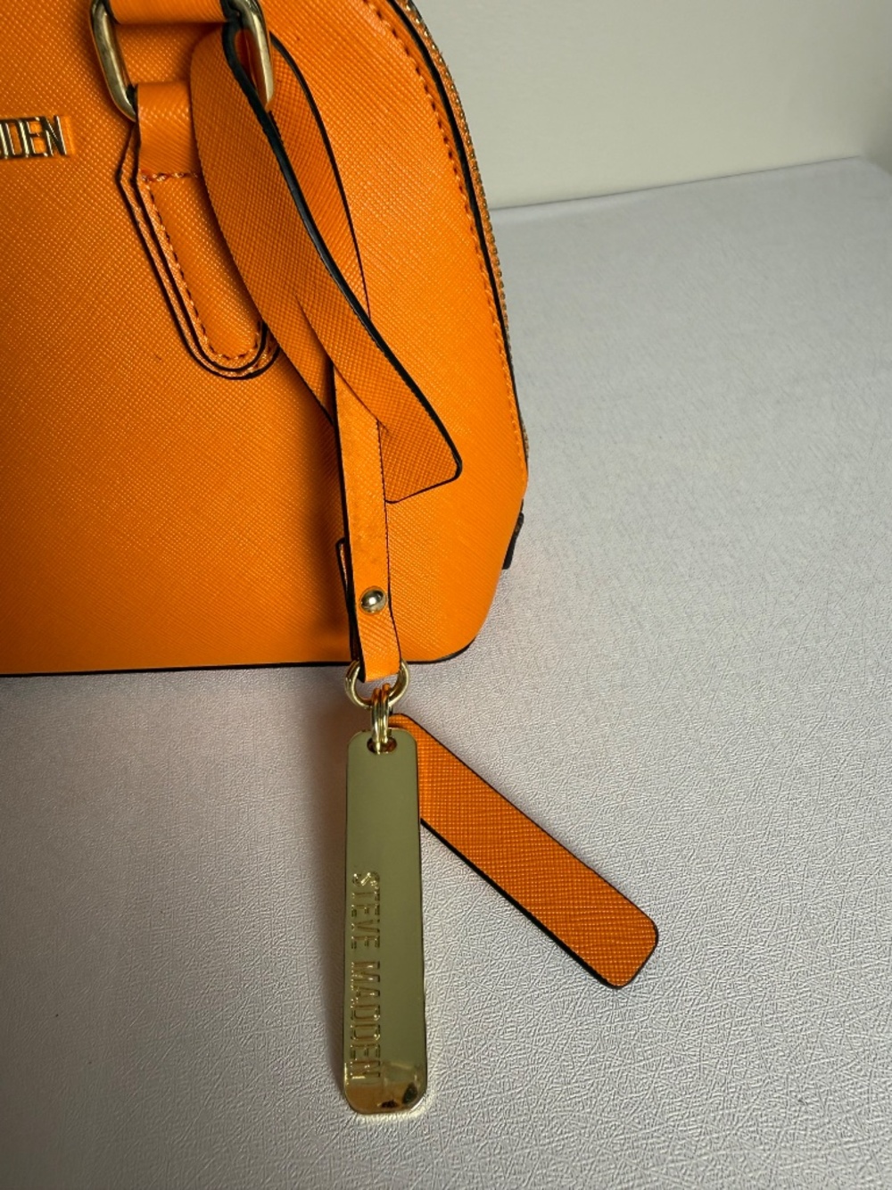 Mini Crossbody Faux Leather Women's Bag - Picture 3 of 10
